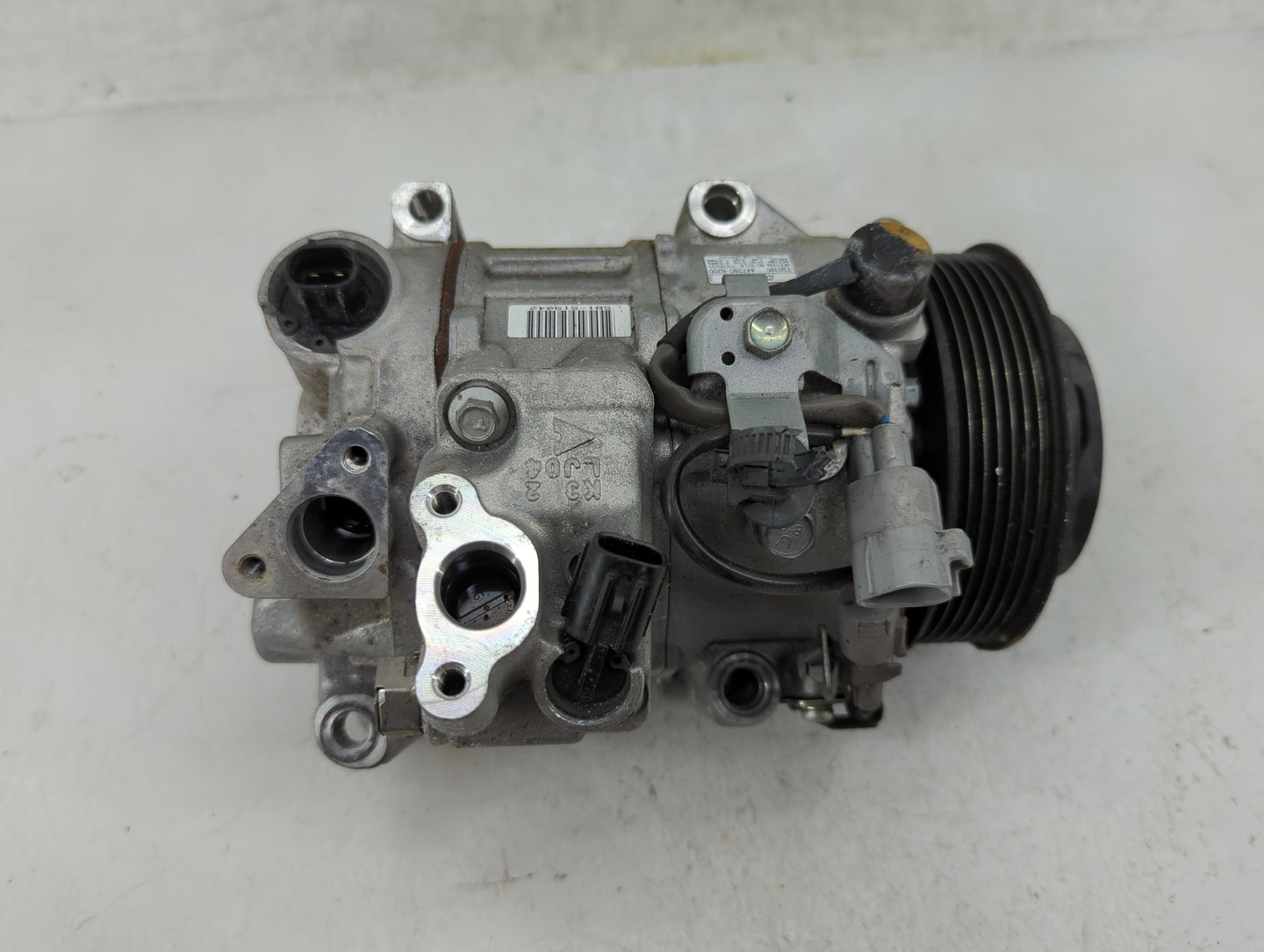 2011-2014 Toyota Sienna Air Conditioning A/c Ac Compressor Oem 1396968 - Oemusedautoparts1.com