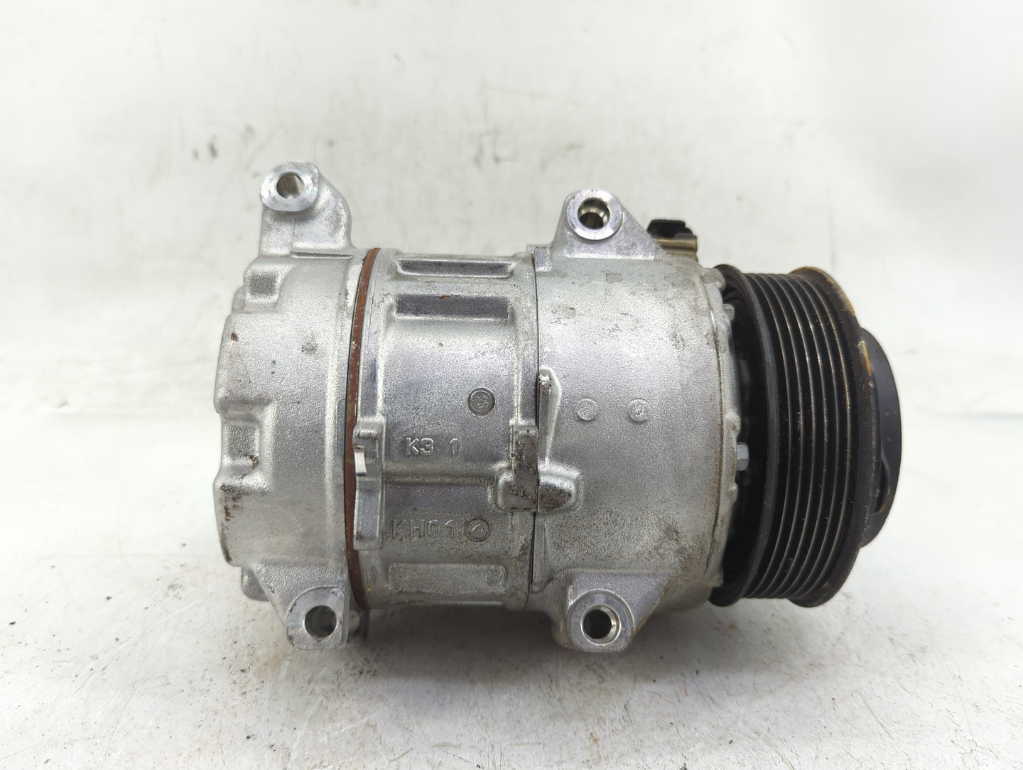 2011-2014 Toyota Sienna Air Conditioning A/c Ac Compressor Oem 1396968 - Oemusedautoparts1.com