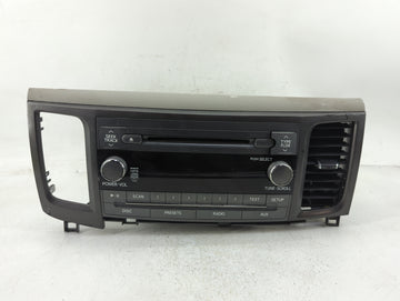 2011-2014 Toyota Sienna Radio AM FM Cd Player Receiver Replacement P/N:86120-08270 Fits Fits 2011 2012 2013 2014 OEM Used Au