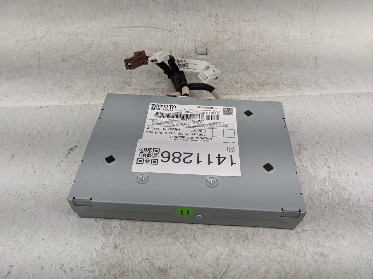 2011-2014 Toyota Sienna Radio AM FM Cd Player Receiver Replacement P/N:86180-0E011 Fits Fits 2011 2012 2013 2014 OEM Used Au