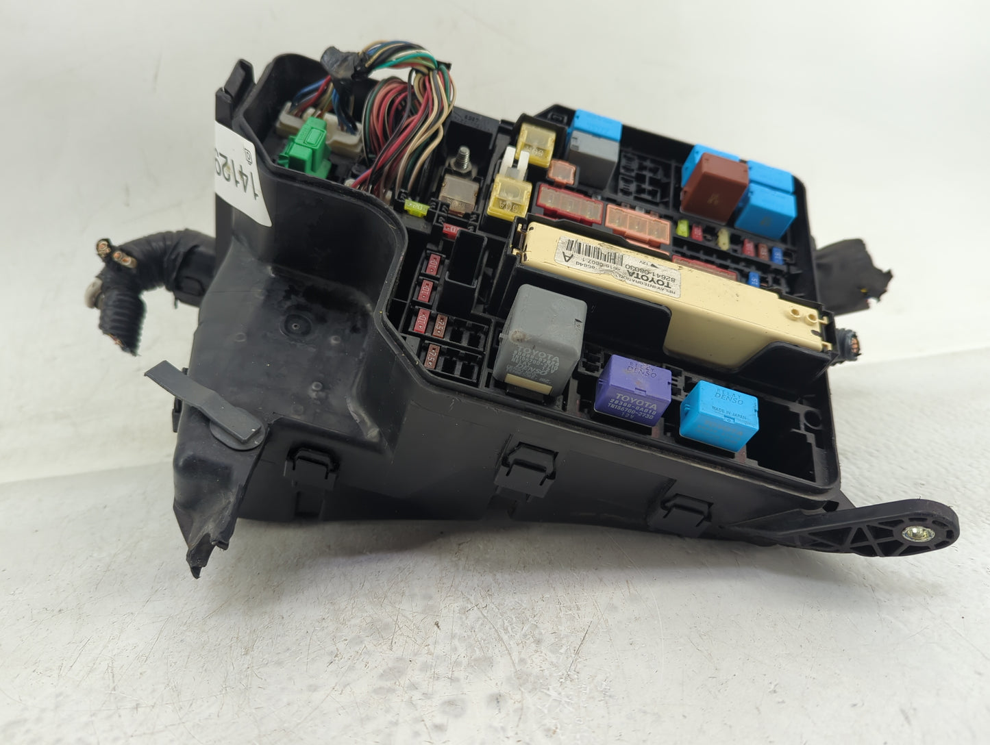 2011-2016 Toyota Sienna Fusebox Fuse Box Panel Relay Module Fits Fits 2011 2012 2013 2014 2015 2016 OEM Used Auto Parts - Oe