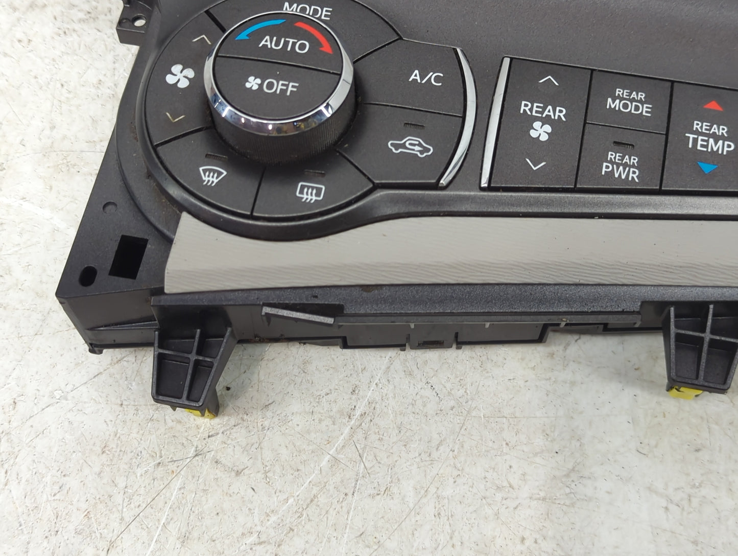 2011-2014 Toyota Sienna Climate Control Module Temperature AC/Heater Replacement P/N:MX237000-2954 55900-08150-B0 Fits OEM U