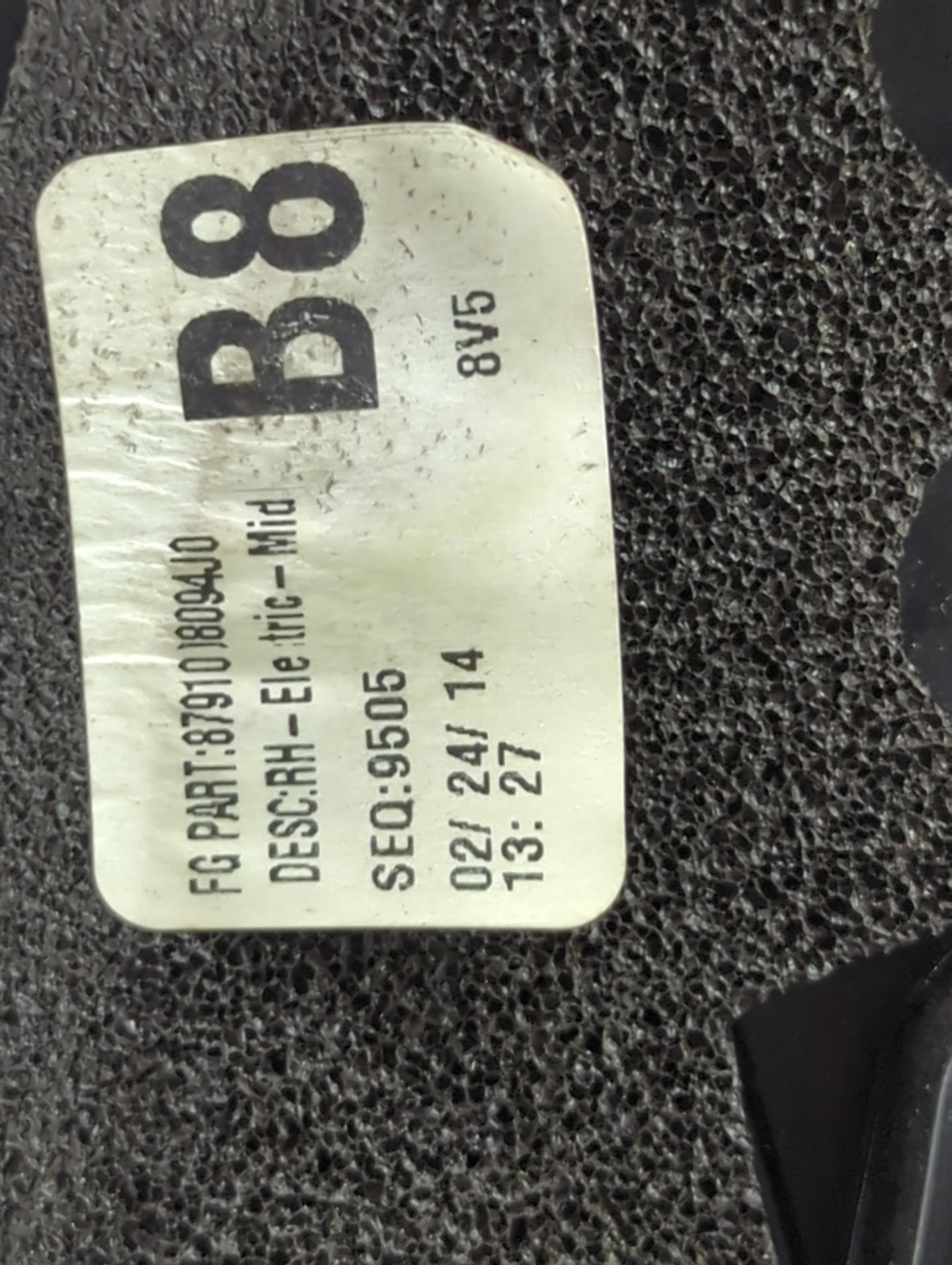 2013-2014 Toyota Sienna Passenger Side View Mirror - Right Door Mirror OEM Used - Oemusedautoparts1.com