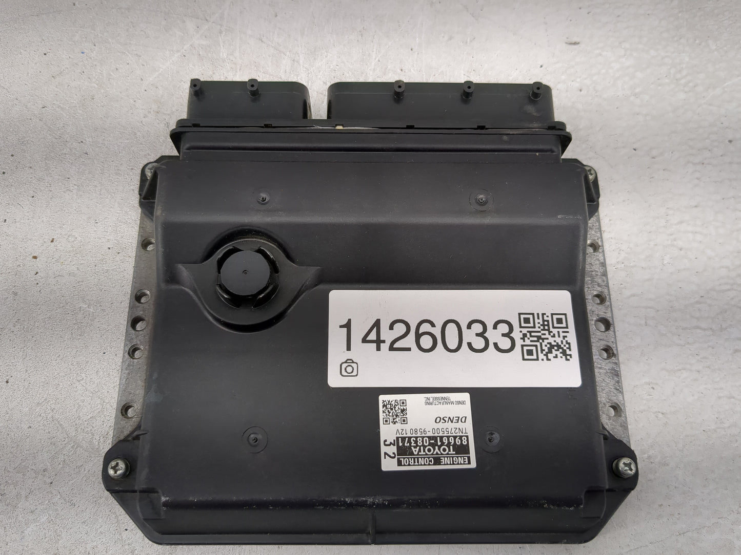 2013-2014 Toyota Sienna PCM Engine Control Computer ECU ECM PCU OEM P/N:89661-08371 Fits Fits 2013 2014 OEM Used Auto Parts 