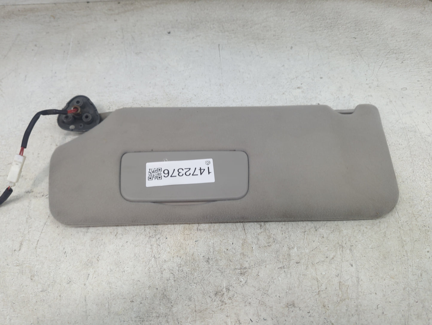 2011-2014 Toyota Sienna Sun Visor Shade Replacement Driver Left Mirror Fits Fits 2011 2012 2013 2014 OEM Used Auto Parts - O