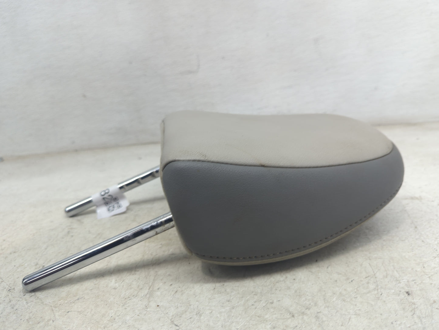 2014 Toyota Sienna Headrest Head Rest Front Driver Seat Gray - Oemusedautoparts1.com
