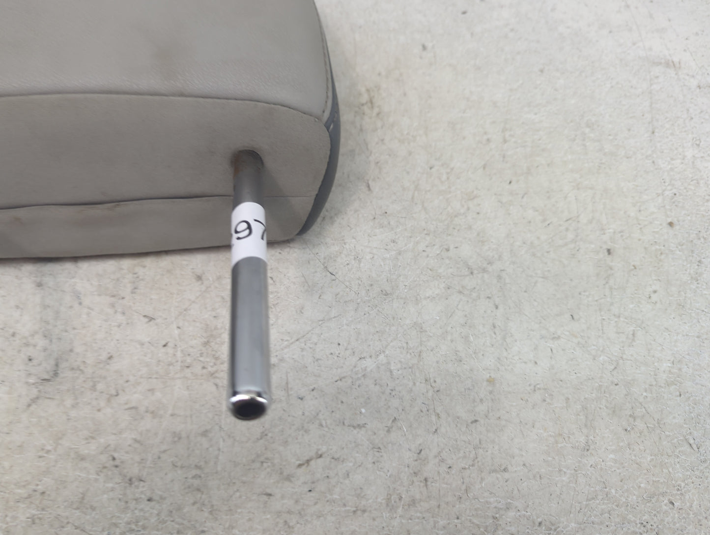 2014 Toyota Sienna Headrest Head Rest Front Driver Passenger Seat Fits OEM Used Auto Parts - Oemusedautoparts1.com