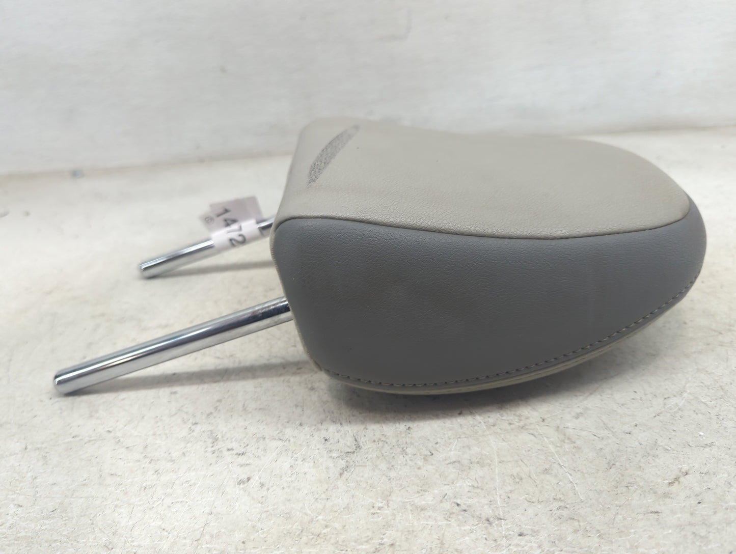 2014 Toyota Sienna Headrest Head Rest Front Driver Passenger Seat Fits OEM Used Auto Parts - Oemusedautoparts1.com