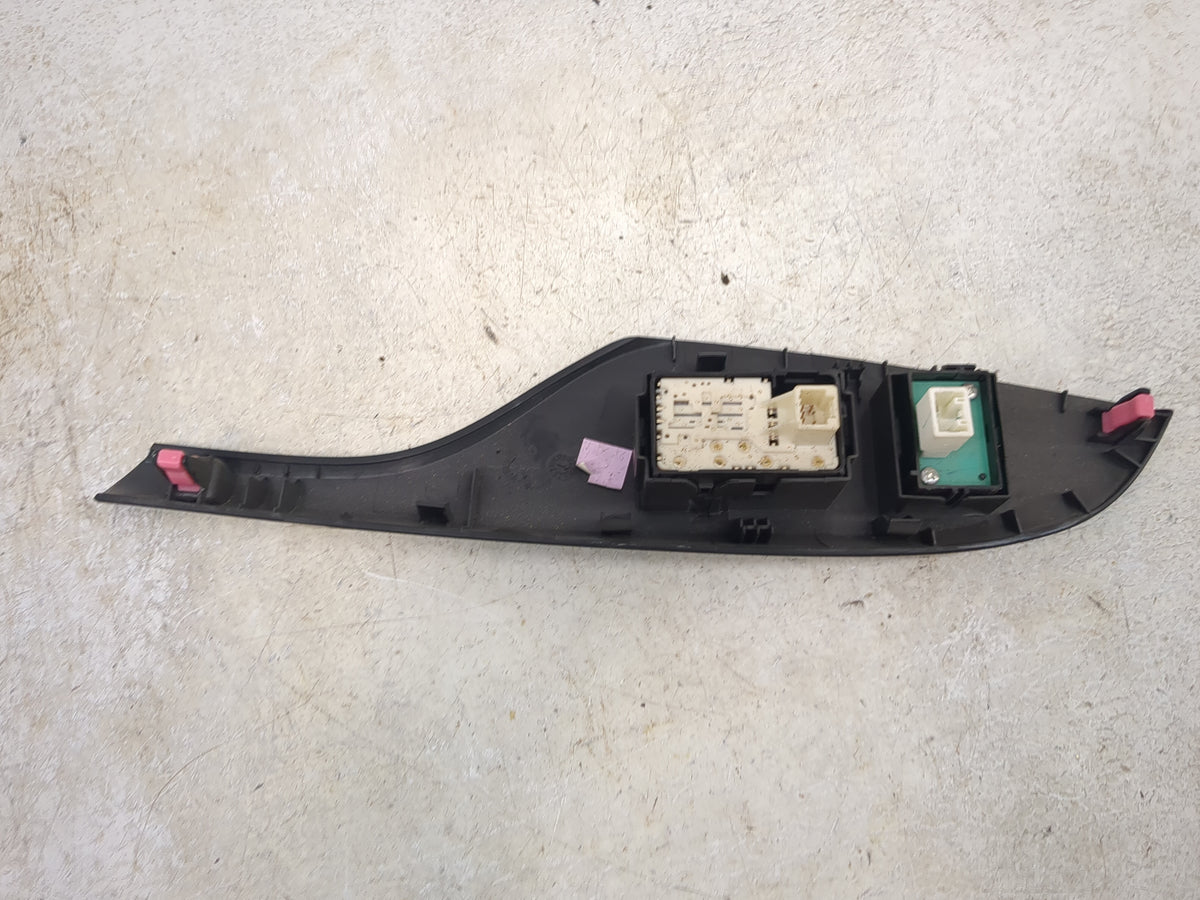2014 Toyota Sienna Driver Left Door Master Power Window Switch 1512096 - Oemusedautoparts1.com