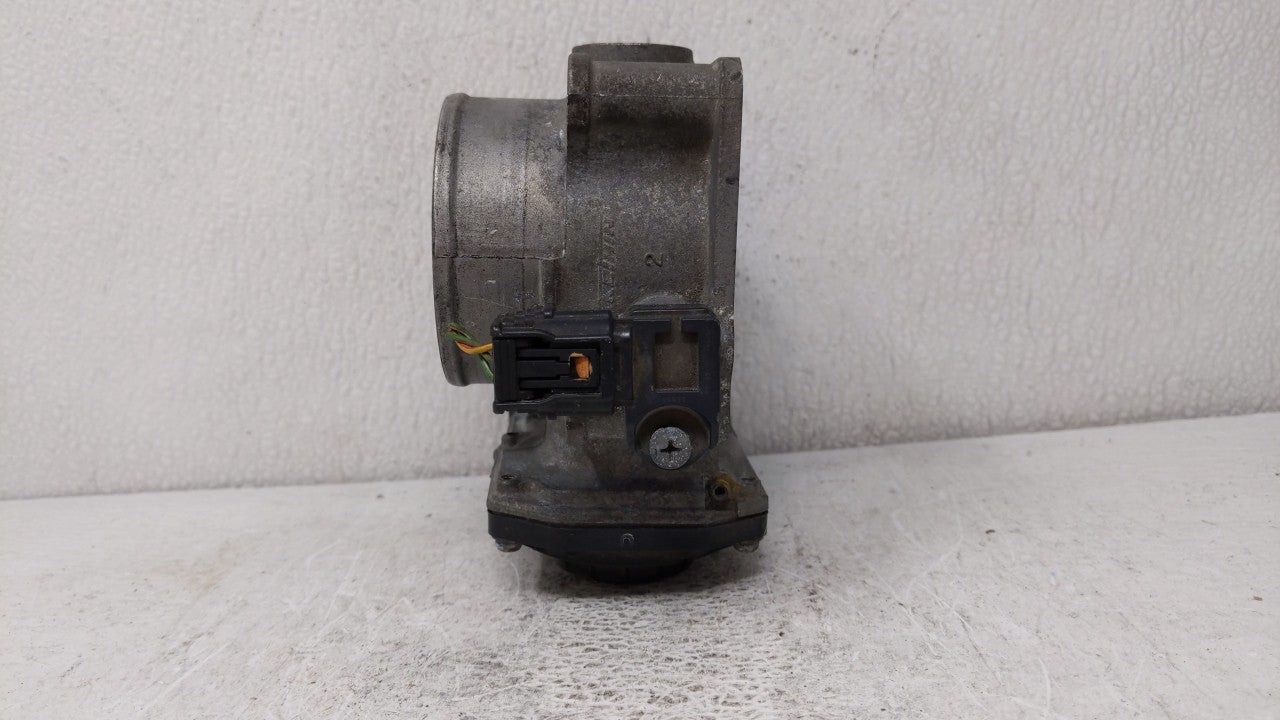 2007-2016 Toyota Sienna Throttle Body P/N:22030-0P050 22030-31030 Fits OEM Used Auto Parts - Oemusedautoparts1.com