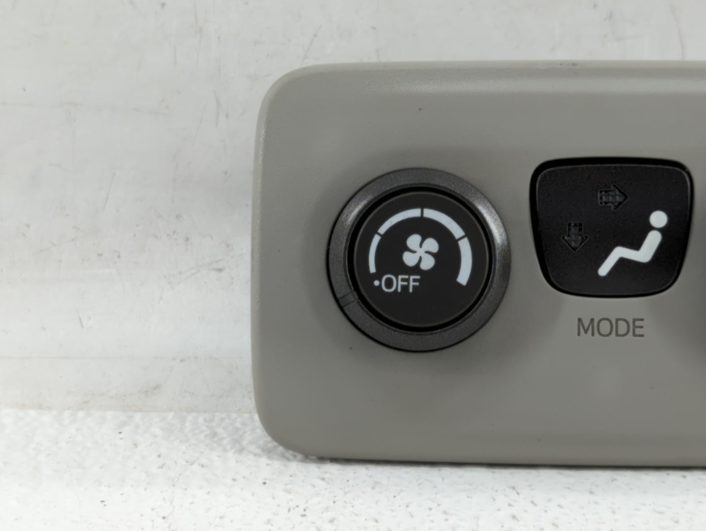 2011-2014 Toyota Sienna Climate Control Module Temperature AC/Heater Replacement P/N:75D913 Fits Fits 2011 2012 2013 2014 OE