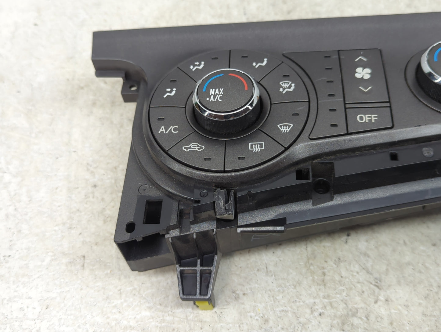 2011-2014 Toyota Sienna Climate Control Module Temperature AC/Heater Replacement P/N:1F28 20900A4AGM 55900-08141-B0 Fits OEM