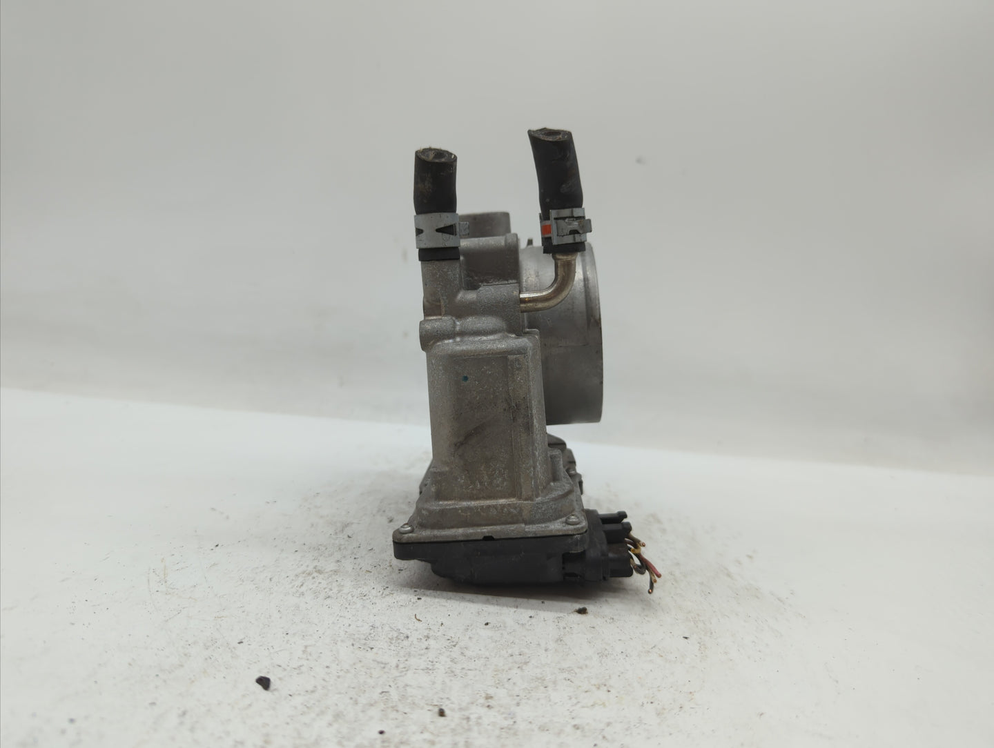 2007-2016 Toyota Sienna Throttle Body P/N:22030-0P050 22030-31030 Fits OEM Used Auto Parts - Oemusedautoparts1.com