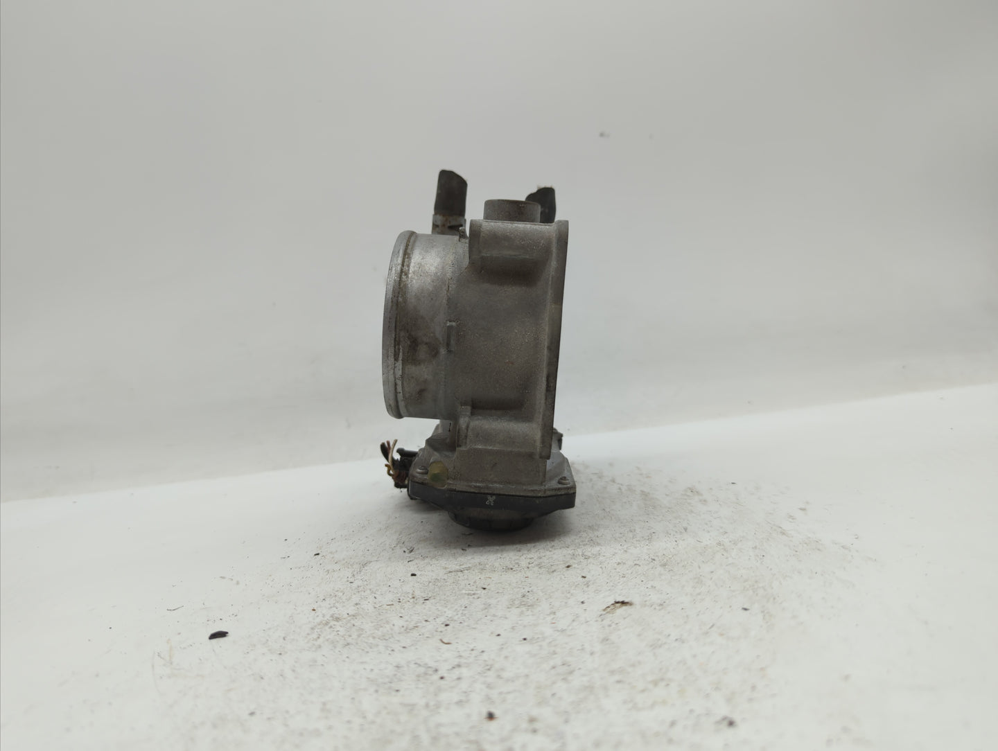 2007-2016 Toyota Sienna Throttle Body P/N:22030-0P050 22030-31030 Fits OEM Used Auto Parts - Oemusedautoparts1.com