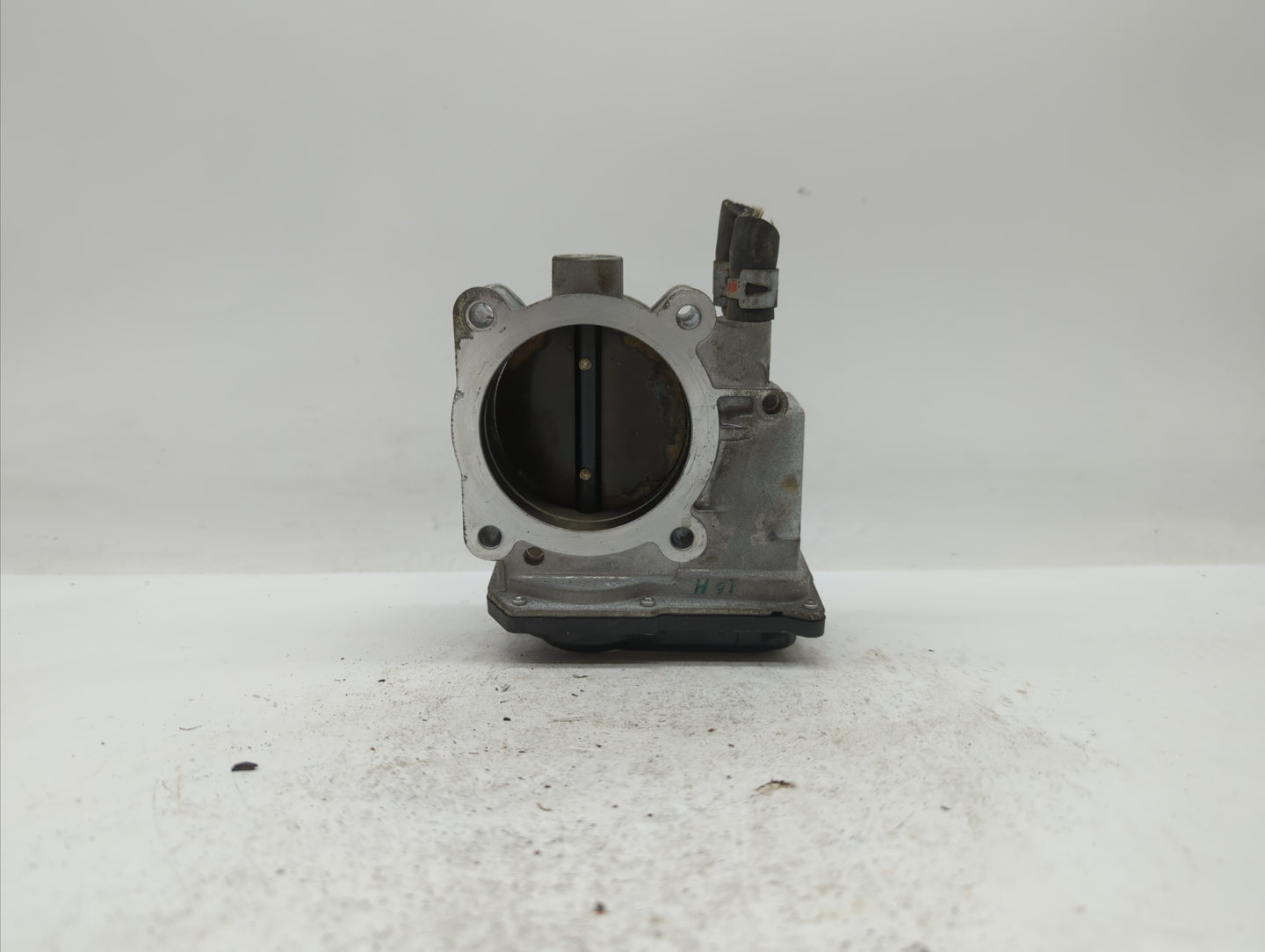 2007-2016 Toyota Sienna Throttle Body P/N:22030-0P050 22030-31030 Fits OEM Used Auto Parts - Oemusedautoparts1.com