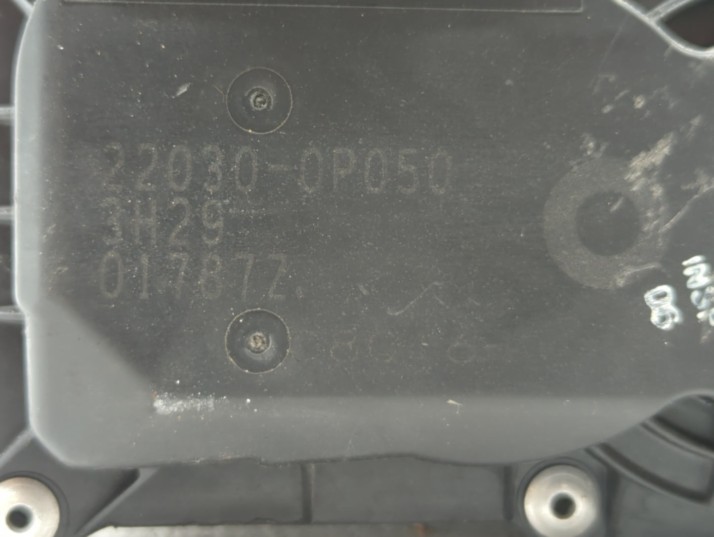 2007-2016 Toyota Sienna Throttle Body P/N:22030-0P050 22030-31030 Fits OEM Used Auto Parts - Oemusedautoparts1.com