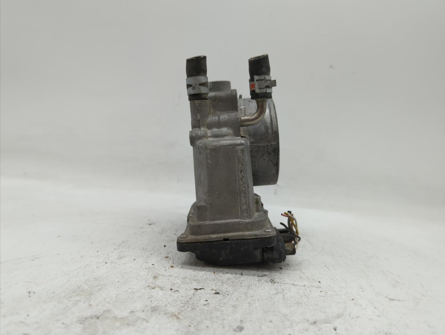 2007-2016 Toyota Sienna Throttle Body P/N:22030-0P050 22030-31030 Fits OEM Used Auto Parts - Oemusedautoparts1.com