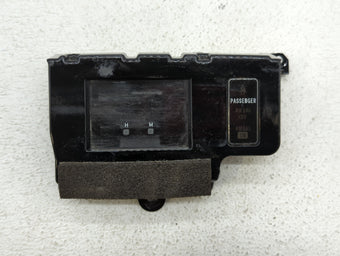 compare product 2011-2014 Toyota Sienna Information Display Screen