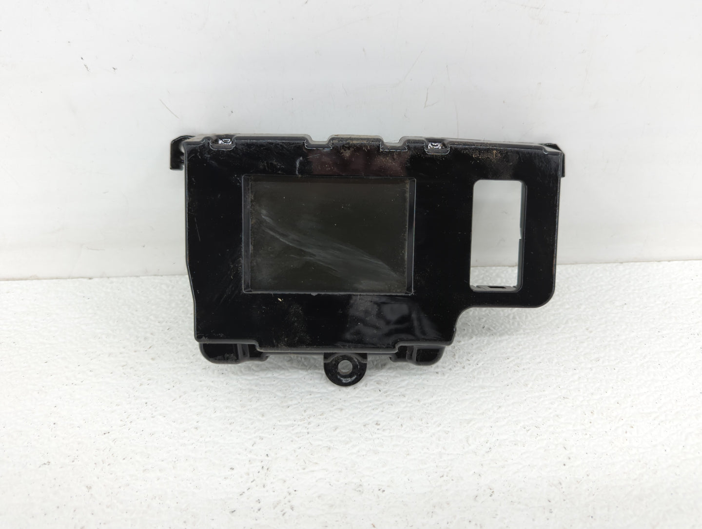 2011-2014 Toyota Sienna Information Display Screen - Oemusedautoparts1.com