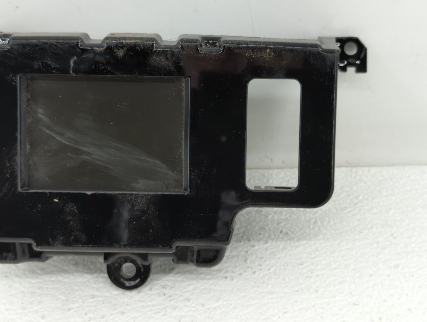 2011-2014 Toyota Sienna Information Display Screen - Oemusedautoparts1.com