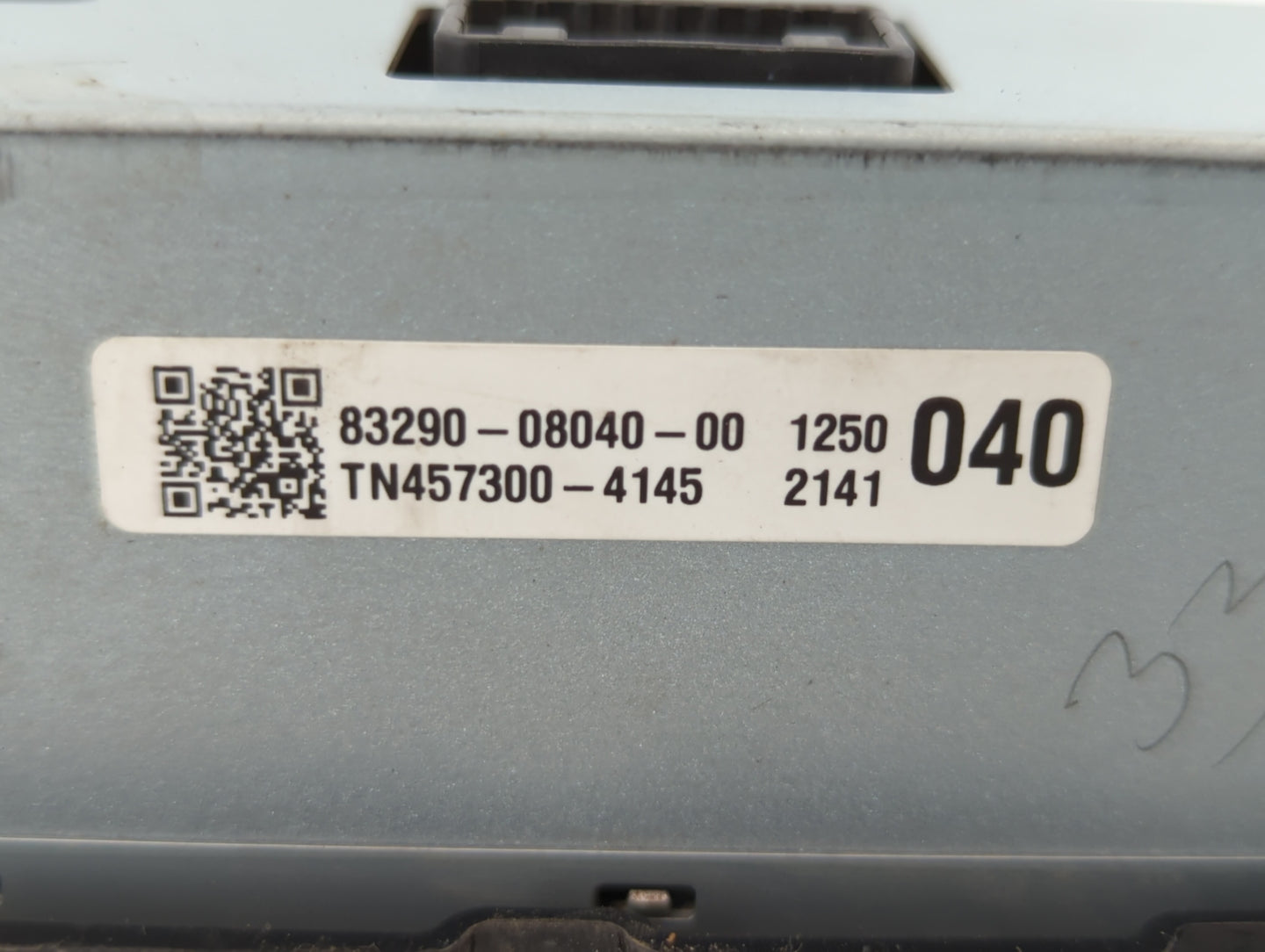2011-2014 Toyota Sienna Information Display Screen - Oemusedautoparts1.com