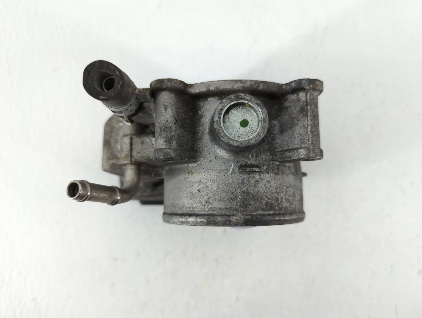 2007-2016 Toyota Sienna Throttle Body P/N:22030-0P050 Fits OEM Used Auto Parts - Oemusedautoparts1.com
