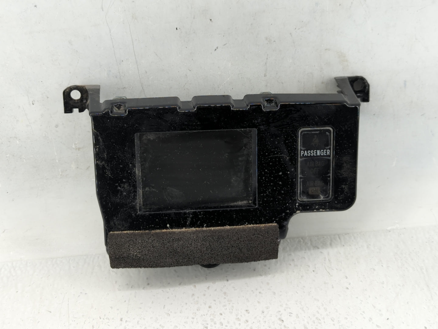 2011-2014 Toyota Sienna Am Fm Cd Player Radio Receiver - Oemusedautoparts1.com