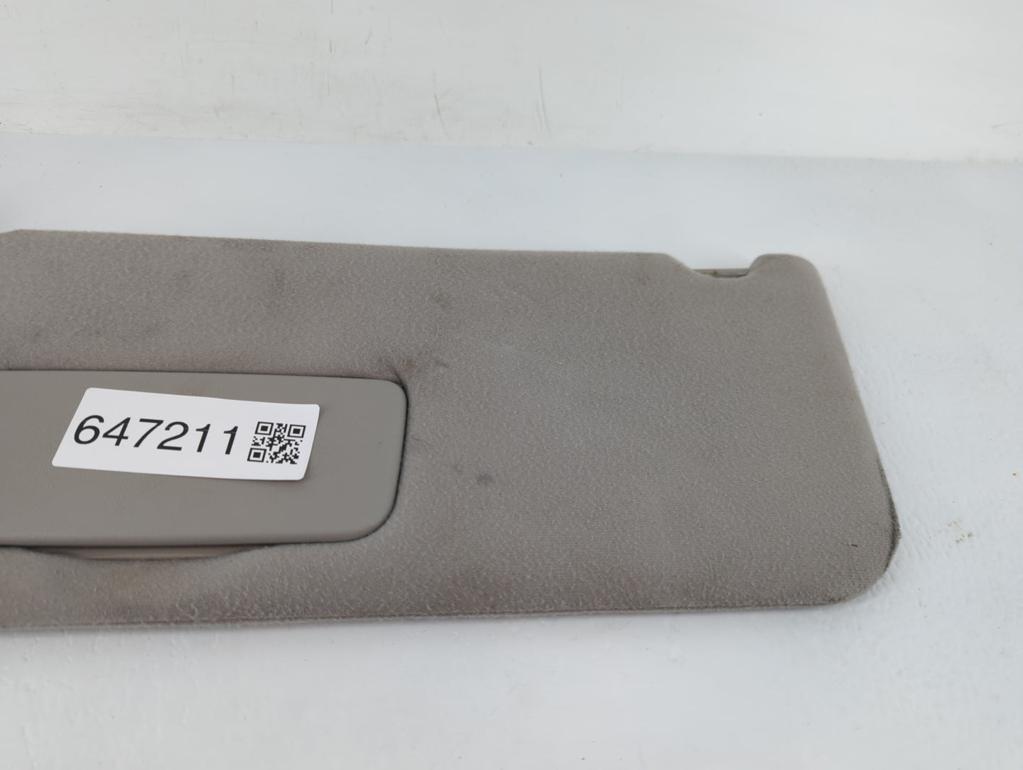 2011-2014 Toyota Sienna Sun Visor Shade Replacement Driver Left Mirror Fits Fits 2011 2012 2013 2014 OEM Used Auto Parts - O