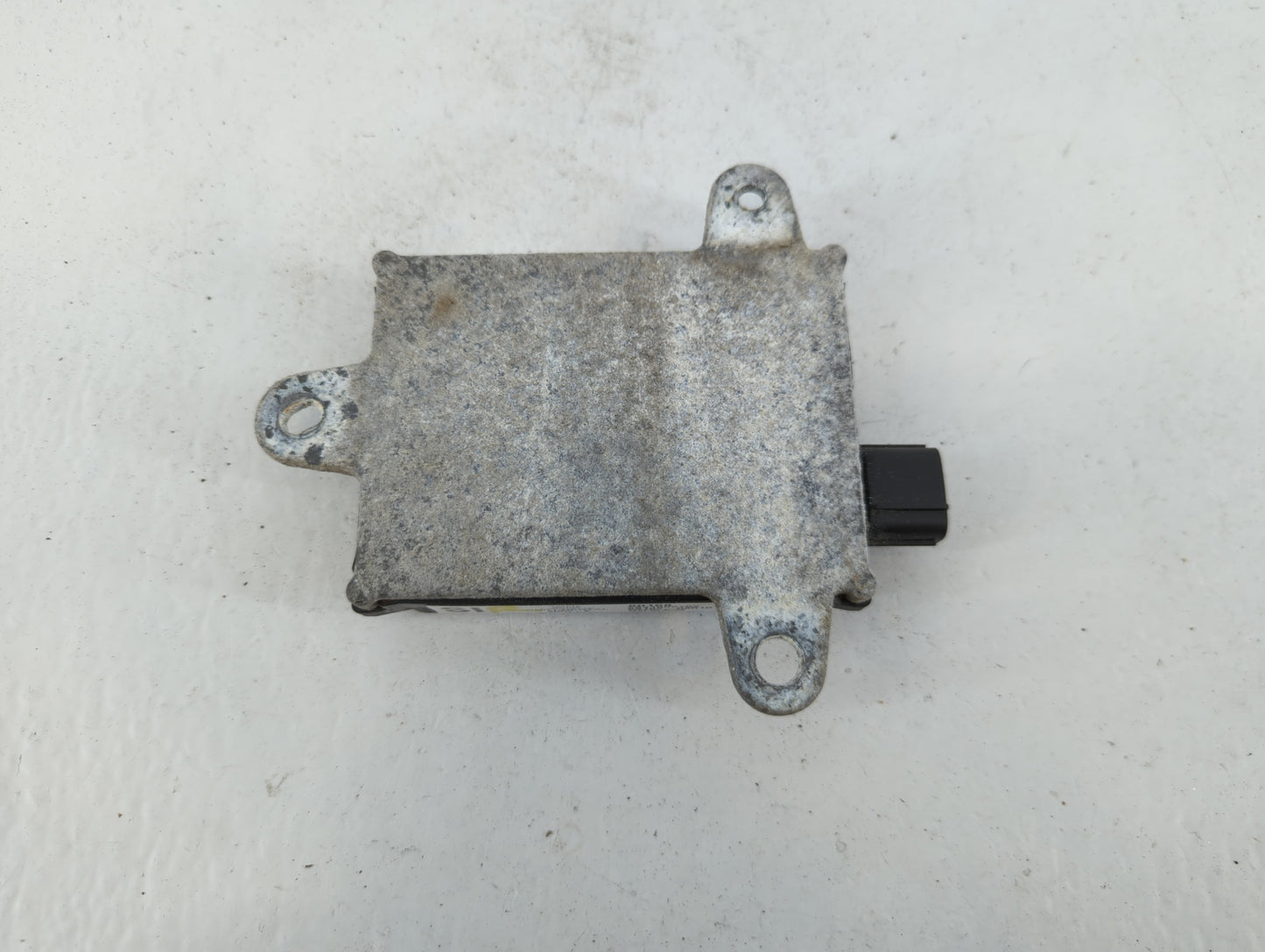 2013-2014 Toyota Sienna Back Up Sensor Backup Camera - Oemusedautoparts1.com