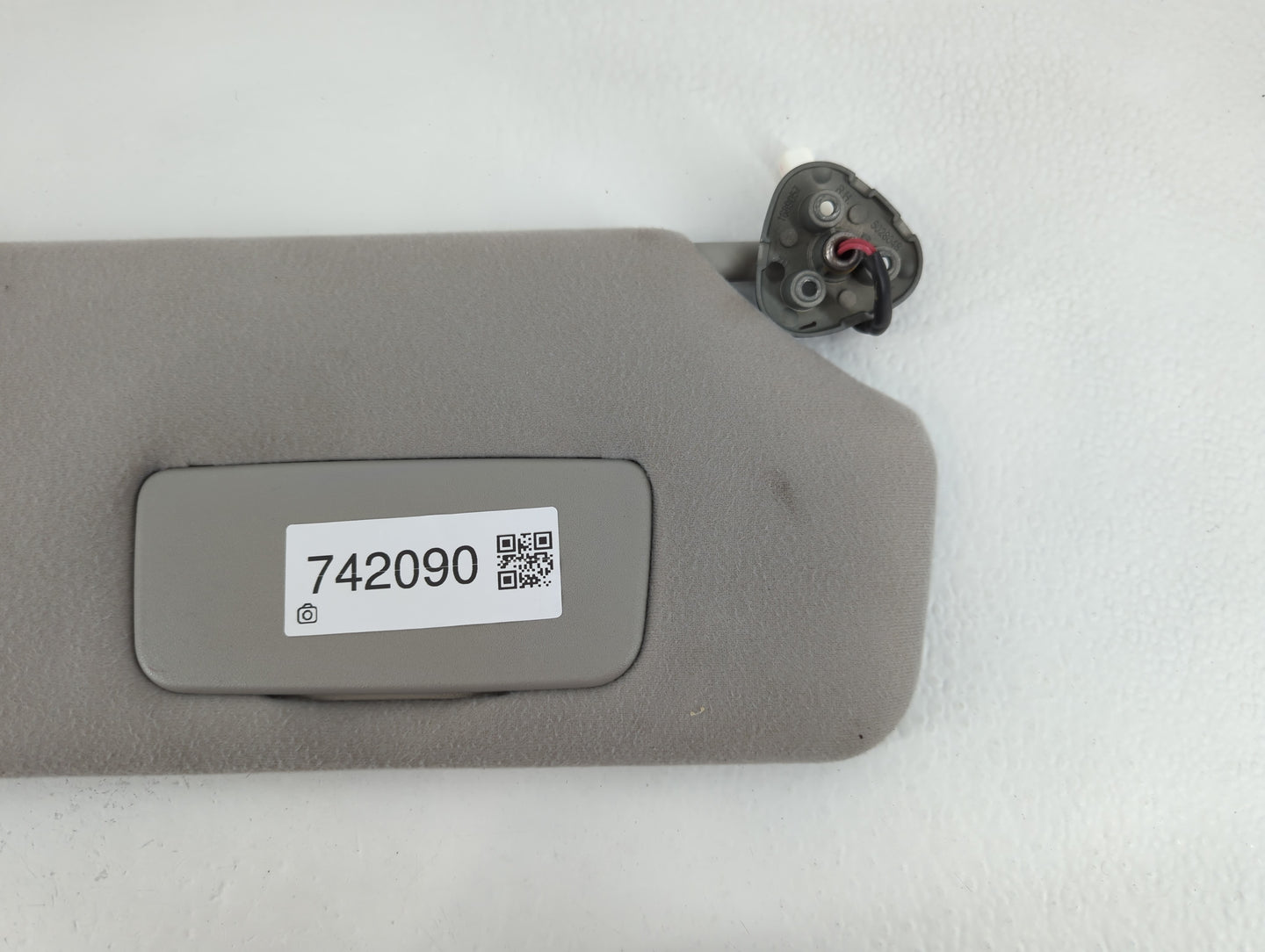 2011-2014 Toyota Sienna Sun Visor Shade Replacement Passenger Right Mirror Fits Fits 2011 2012 2013 2014 OEM Used Auto Parts