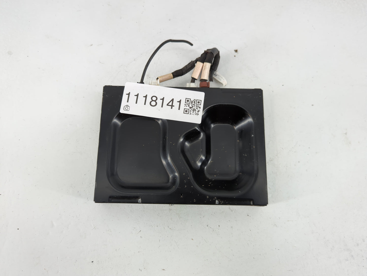 2014 Toyota Tacoma Radio AM FM Cd Player Receiver Replacement P/N:86180-0E011 Fits OEM Used Auto Parts - Oemusedautoparts1.c