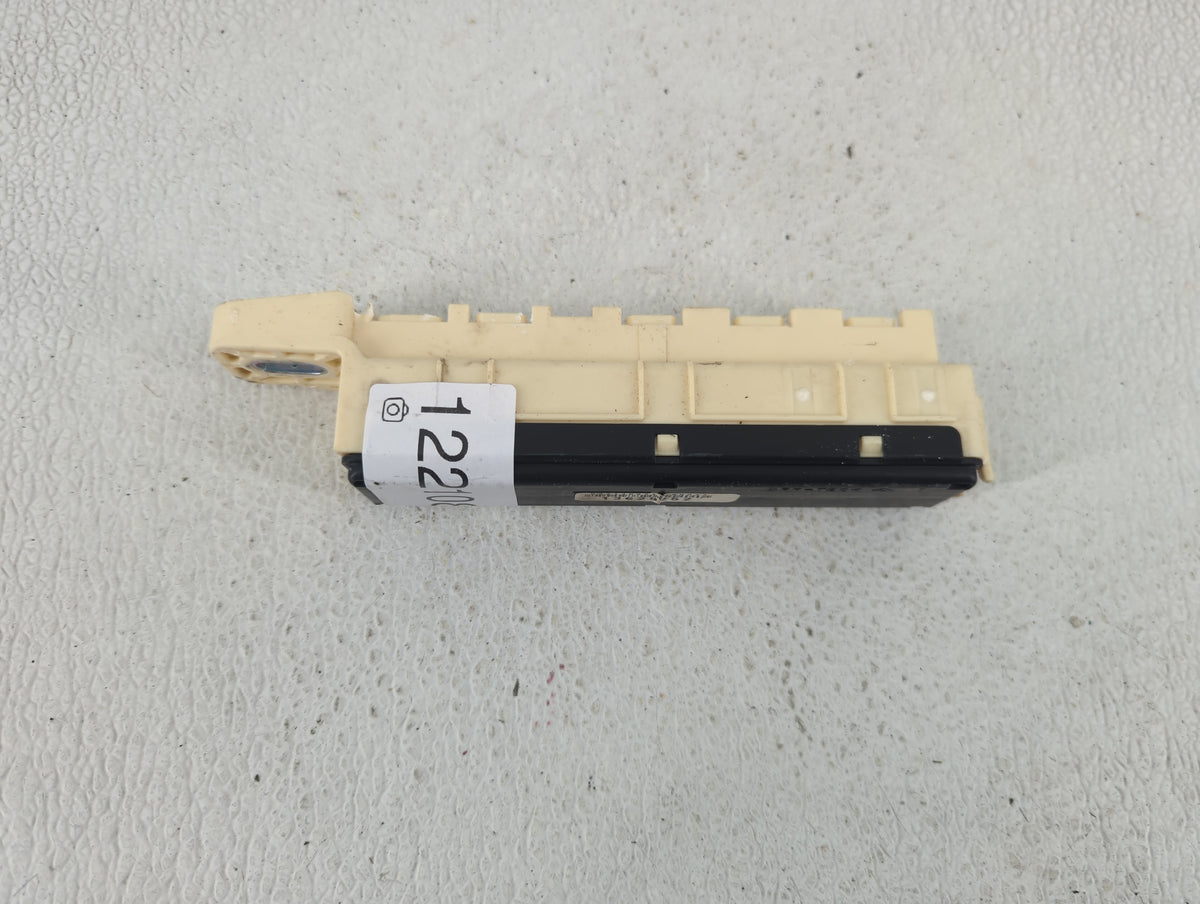 2012-2015 Toyota Tacoma Body Control Module Bcm 13629252 - Oemusedautoparts1.com
