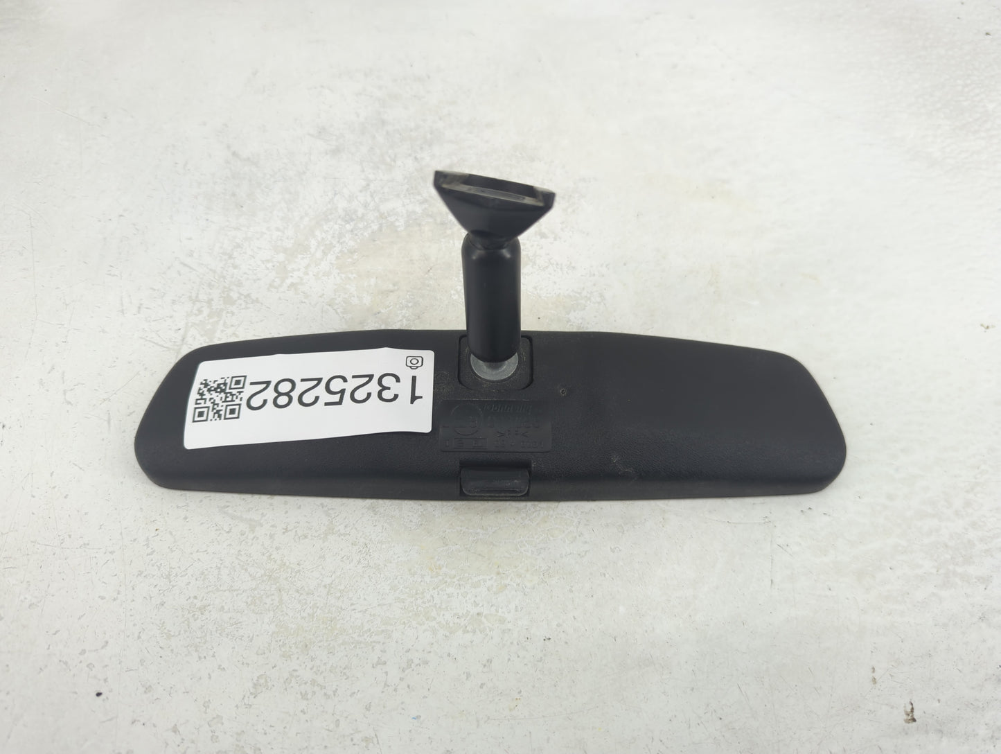 2014-2015 Toyota Tacoma Interior Rear View Mirror Replacement OEM Fits Fits 2014 2015 2016 2017 OEM Used Auto Parts - Oemuse