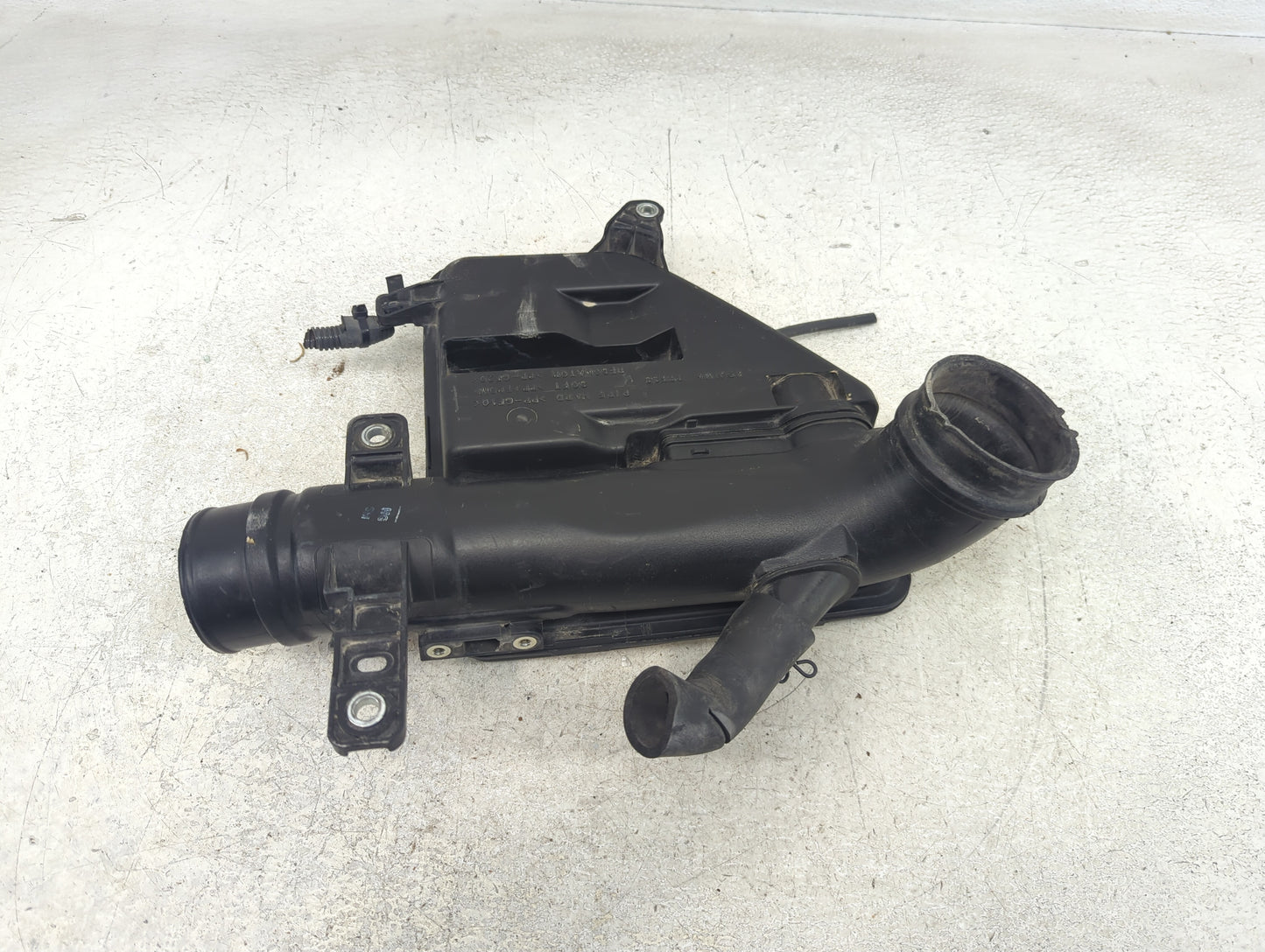 2005-2022 Toyota Tacoma Air Cleaner Intake-duct Hose Tube - Oemusedautoparts1.com