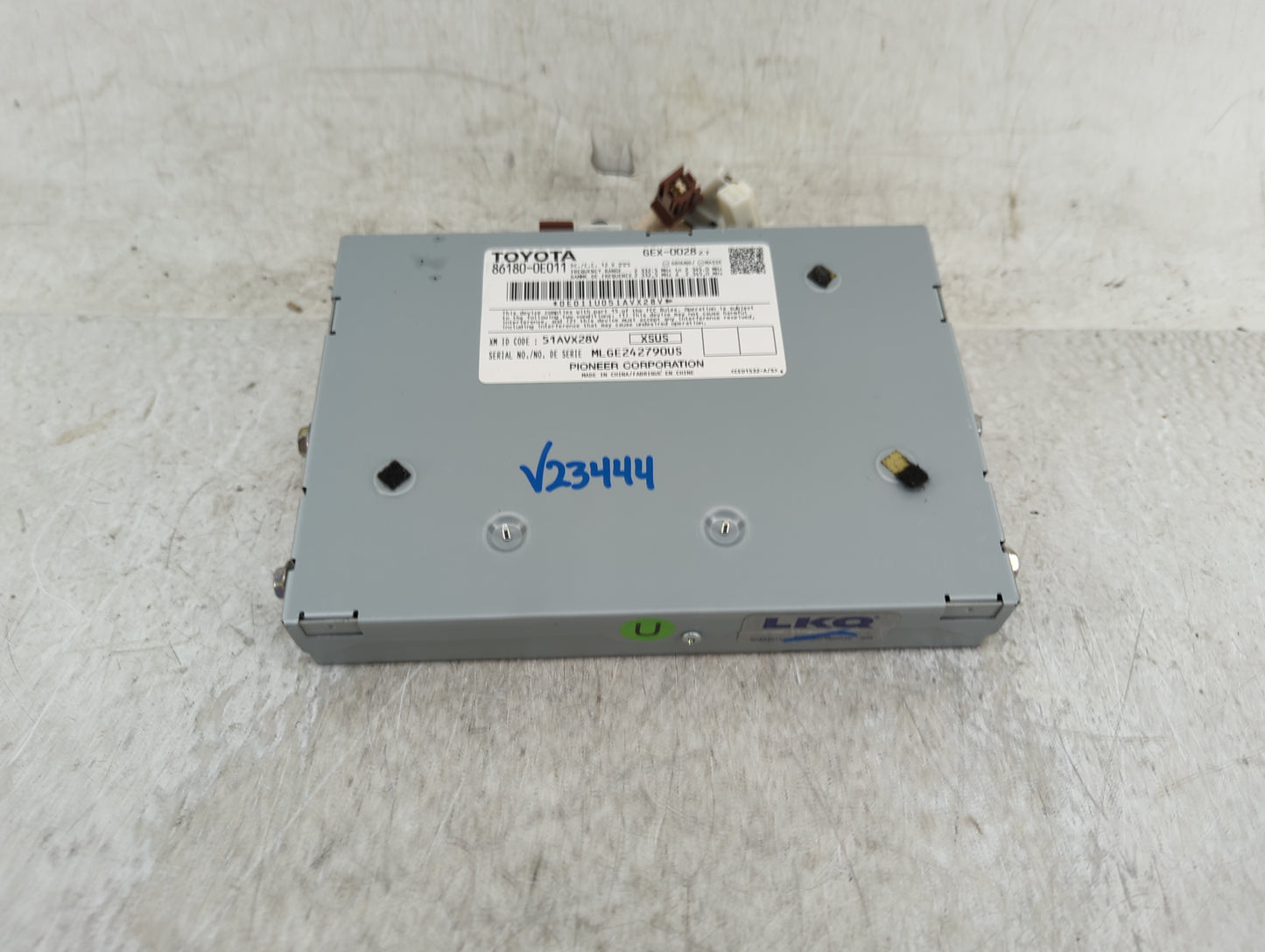 2014-2019 Toyota Tacoma Radio AM FM Cd Player Receiver Replacement P/N:86180-0E011 Fits OEM Used Auto Parts - Oemusedautopar