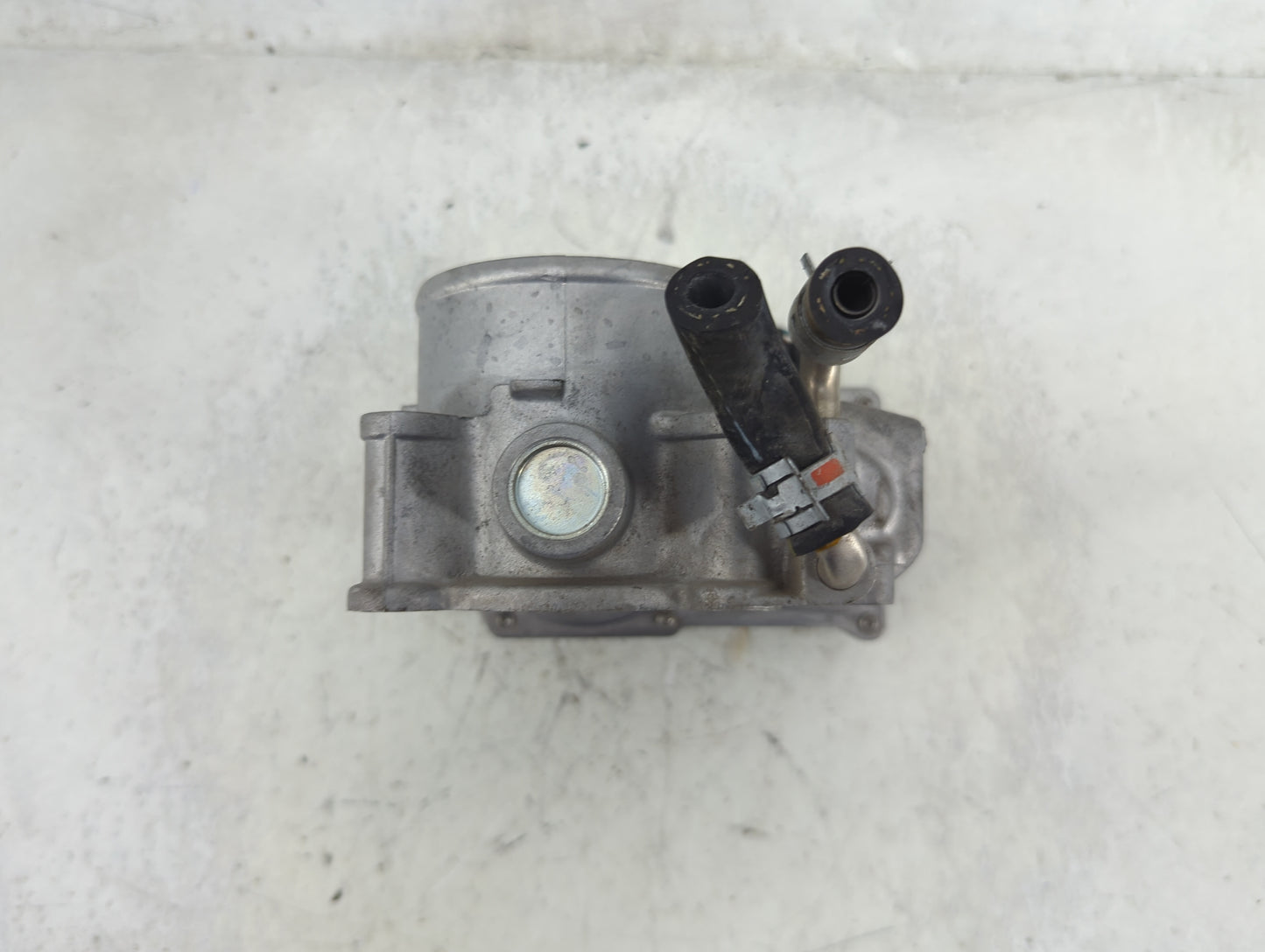 2005-2015 Toyota Tacoma Throttle Body P/N:22030-75020 Fits Fits 2005 2006 2007 2008 2009 2010 2011 2012 2013 2014 2015 OEM U