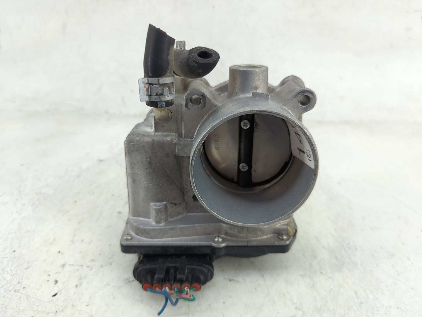 2005-2015 Toyota Tacoma Throttle Body P/N:22030-75020 Fits Fits 2005 2006 2007 2008 2009 2010 2011 2012 2013 2014 2015 OEM U