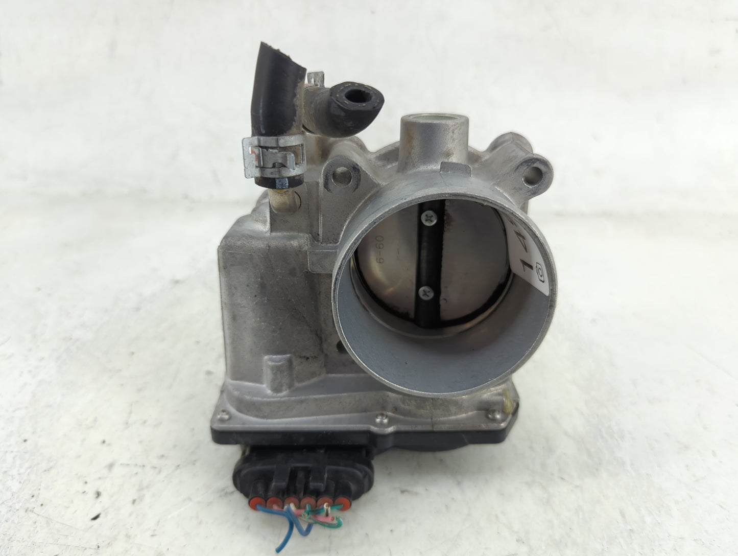 2005-2015 Toyota Tacoma Throttle Body P/N:22030-75020 Fits Fits 2005 2006 2007 2008 2009 2010 2011 2012 2013 2014 2015 OEM U