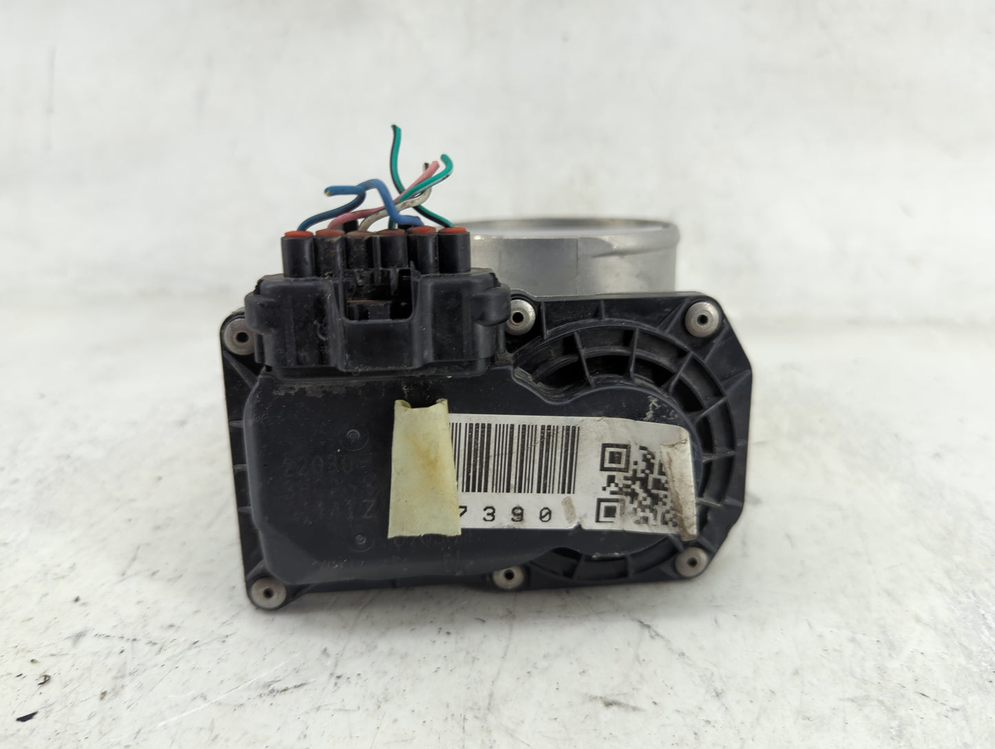 2005-2015 Toyota Tacoma Throttle Body P/N:22030-75020 Fits Fits 2005 2006 2007 2008 2009 2010 2011 2012 2013 2014 2015 OEM U