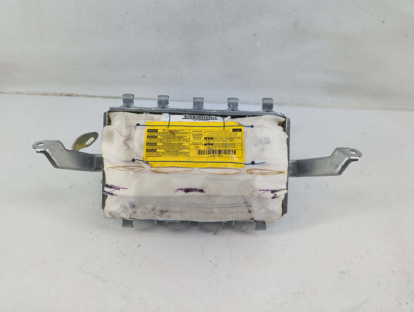 2010-2021 Toyota Tundra Air Bag Passenger Right Dashboard OEM P/N:82140-0C000 Fits OEM Used Auto Parts - Oemusedautoparts1.c