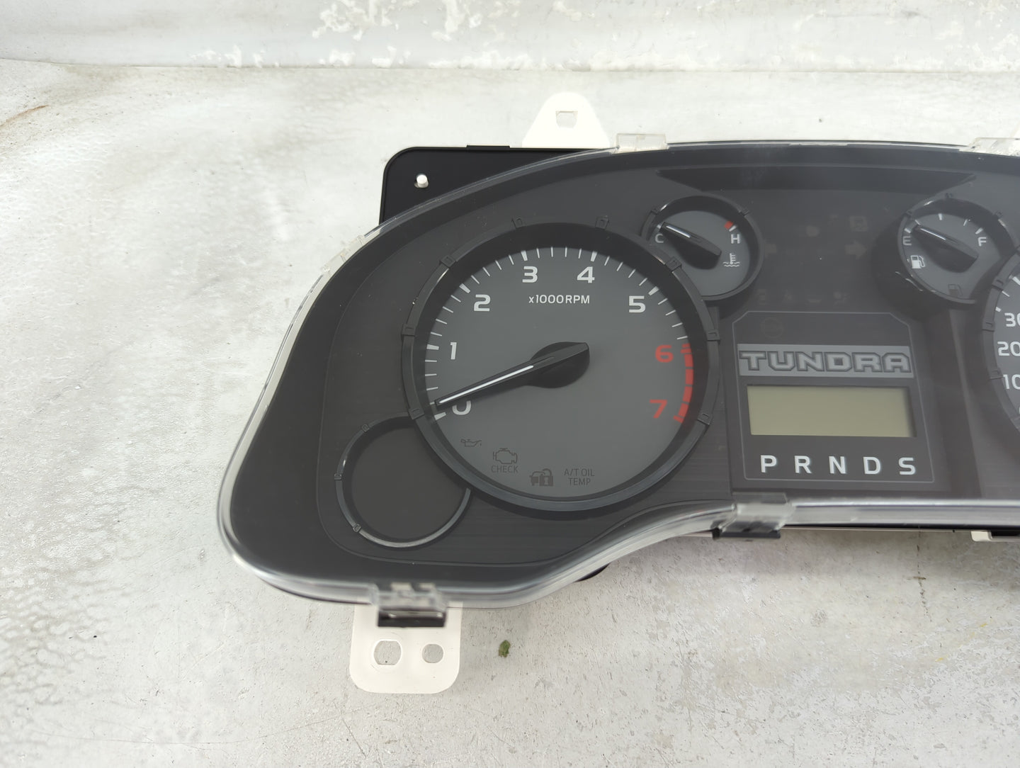 2014 Toyota Tundra Instrument Cluster Speedometer Gauges P/N:83800-0CN70-B 83800-0CN70, 69142-780A Miles: Fits OEM Used Auto