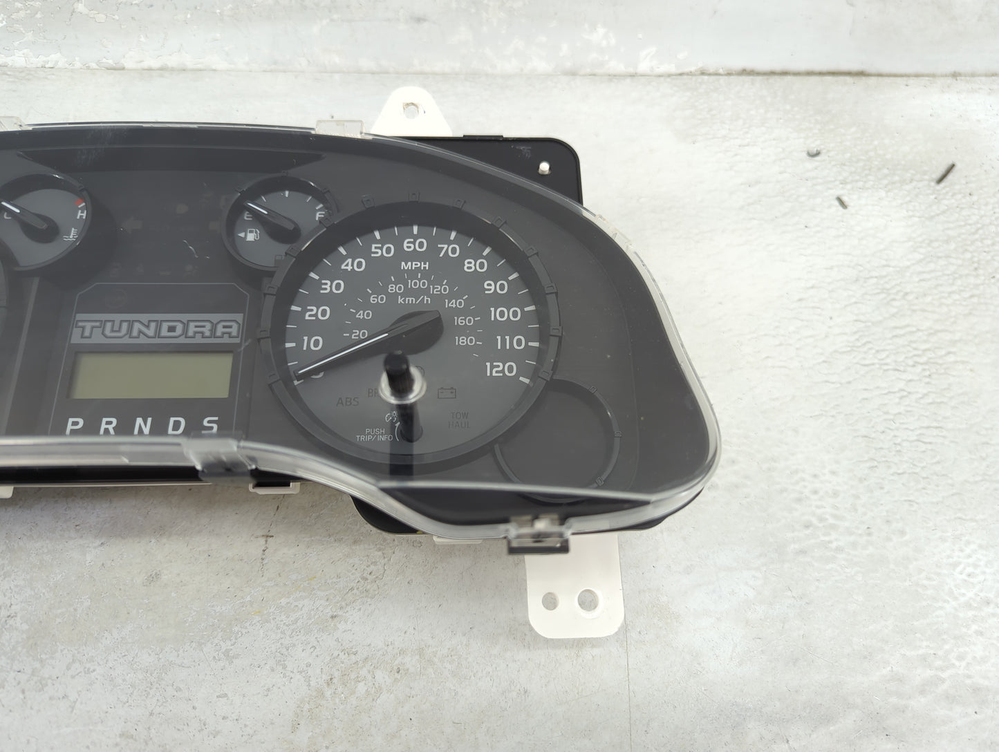 2014 Toyota Tundra Instrument Cluster Speedometer Gauges P/N:83800-0CN70-B 83800-0CN70, 69142-780A Miles: Fits OEM Used Auto