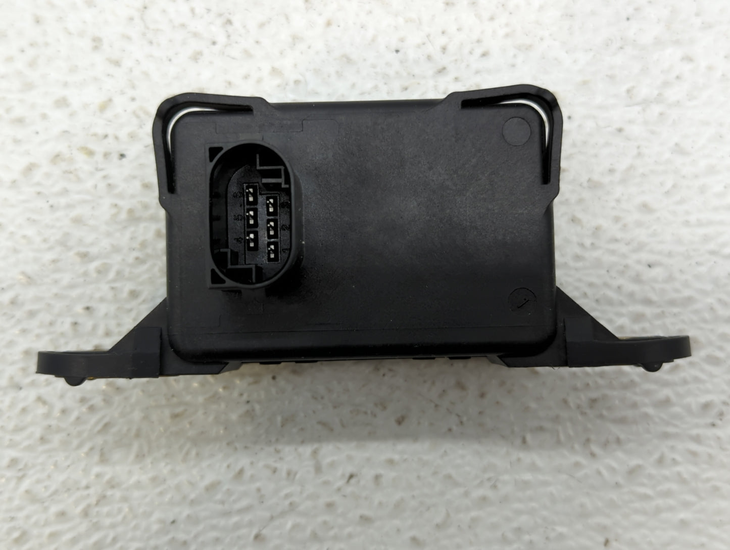 2007-2018 Toyota Tundra Chassis Control Module Ccm Bcm Body Control - Oemusedautoparts1.com