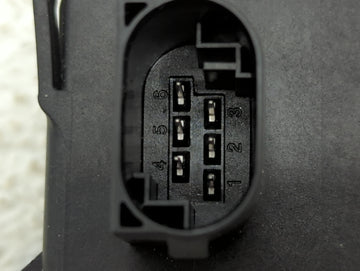 2007-2018 Toyota Tundra Chassis Control Module Ccm Bcm Body Control - Oemusedautoparts1.com