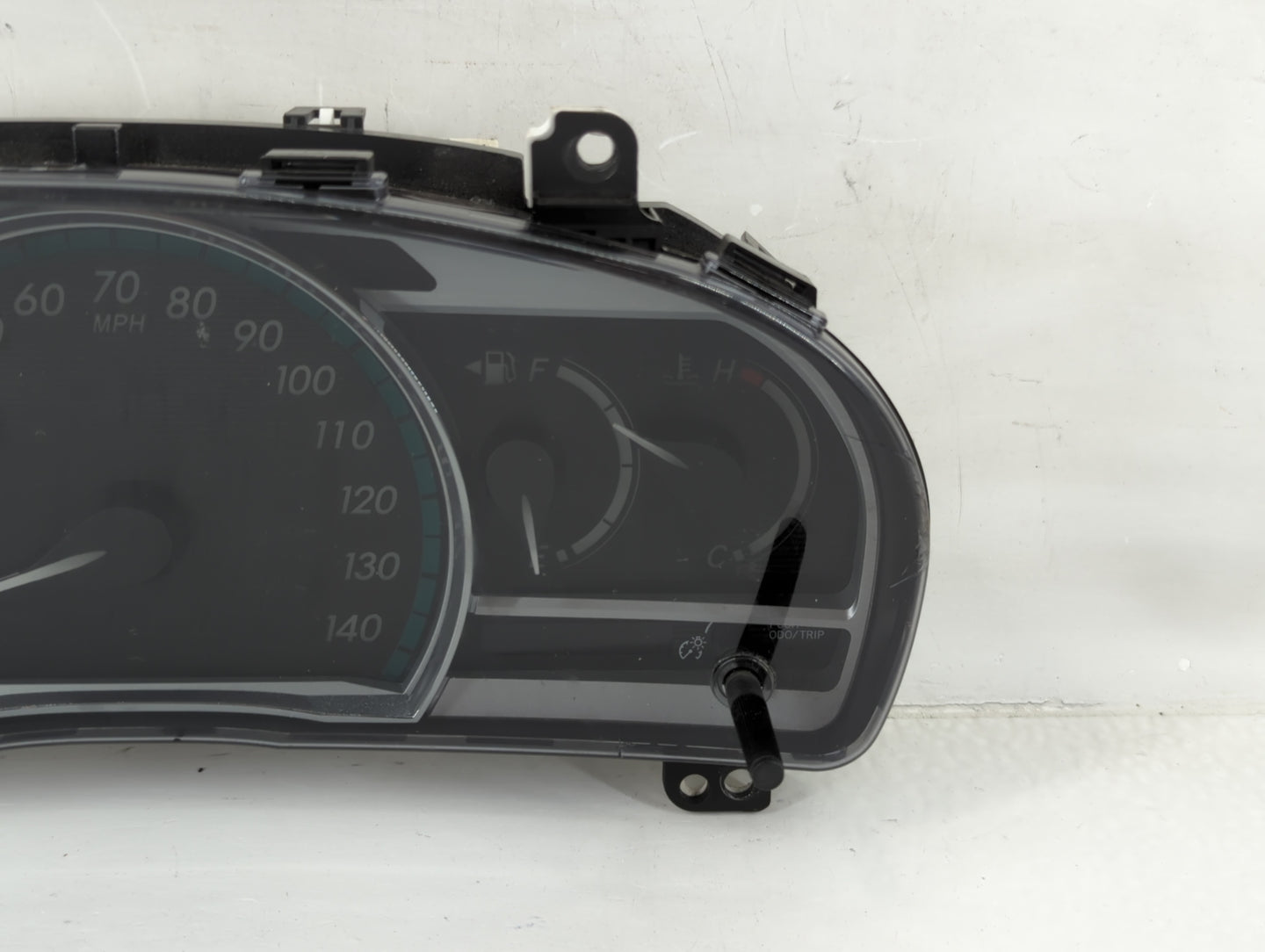 2013-2015 Toyota Venza Instrument Cluster Speedometer Gauges P/N:83800-0T151 Fits Fits 2013 2014 2015 OEM Used Auto Parts - 