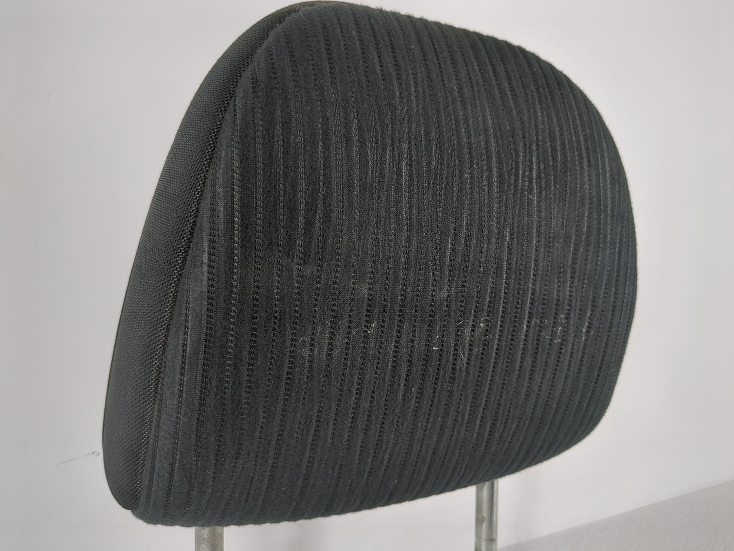 2009-2016 Toyota Venza Headrest Head Rest Rear Seat Fits Fits 2009 2010 2011 2012 2013 2014 2015 2016 OEM Used Auto Parts - 