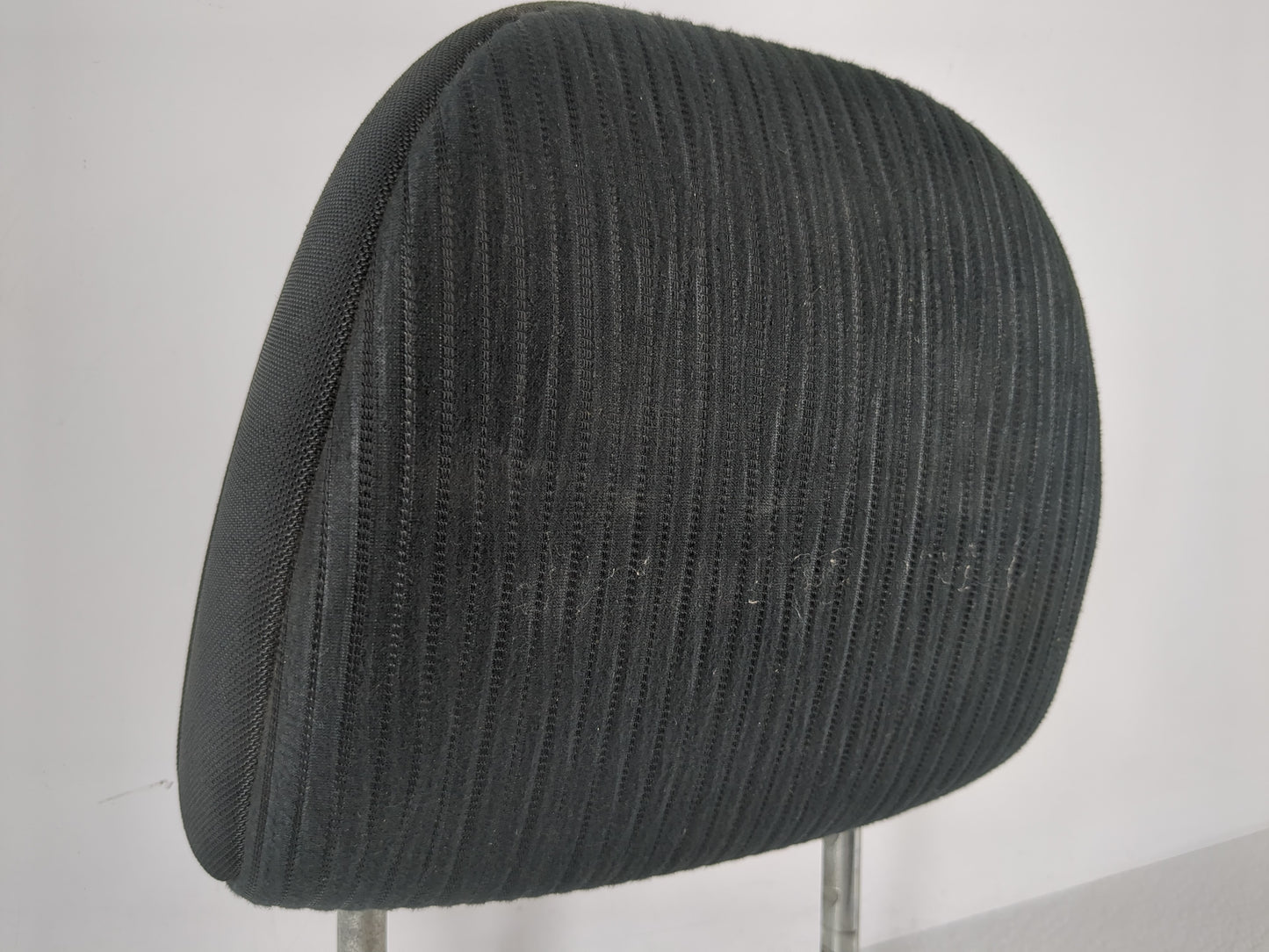 2009-2016 Toyota Venza Headrest Head Rest Rear Seat Fits Fits 2009 2010 2011 2012 2013 2014 2015 2016 OEM Used Auto Parts - 