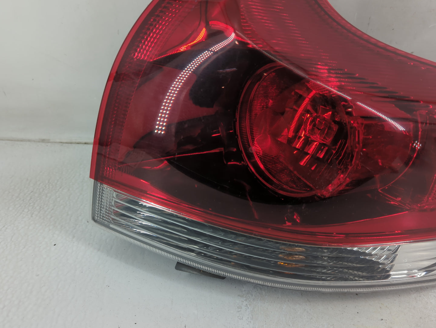 2013-2016 Toyota Venza Tail Light Assembly Passenger Right OEM Fits Fits 2013 2014 2015 2016 OEM Used Auto Parts - Oemusedau