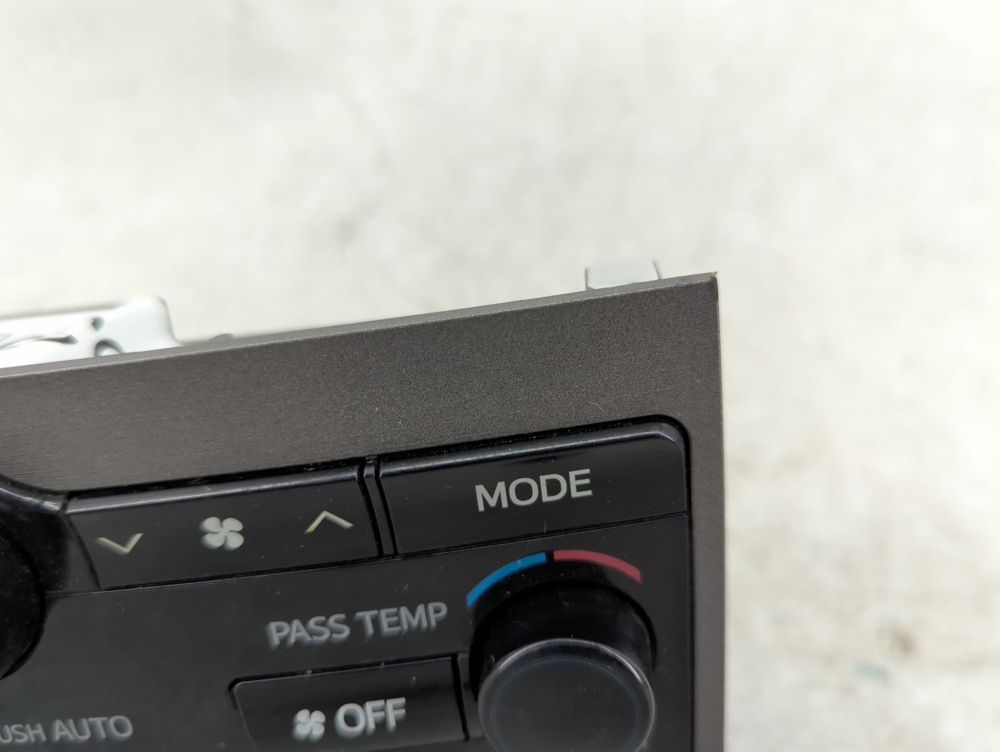 2013-2016 Toyota Venza Climate Control Module Temperature AC/Heater Replacement P/N:55900-0T040 Fits Fits 2013 2014 2015 201