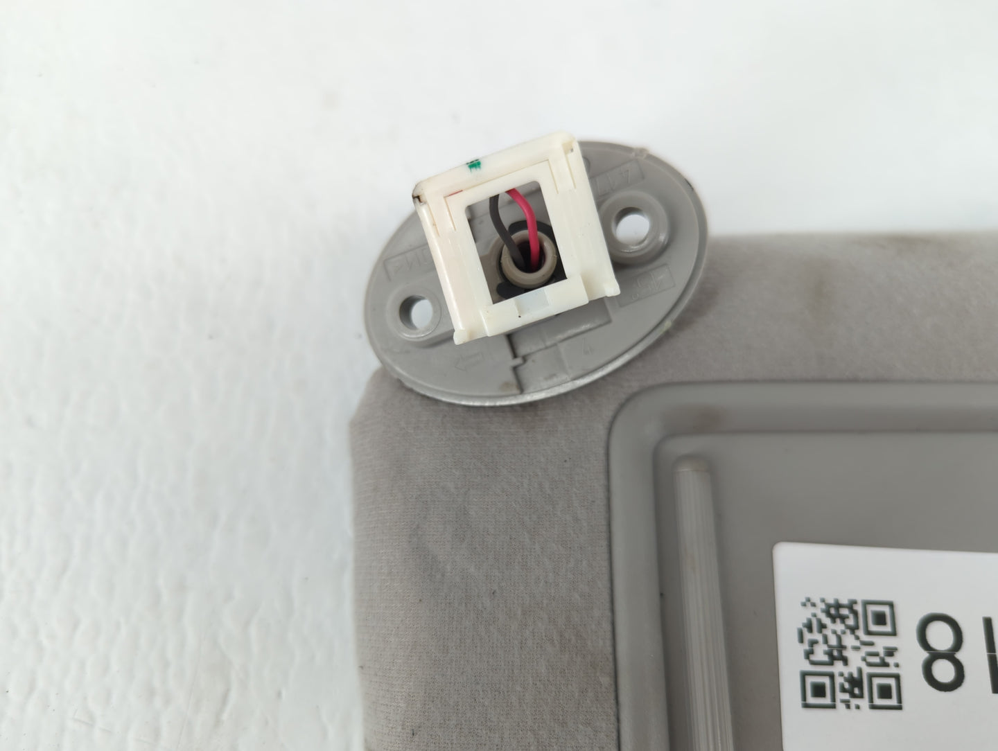 2010-2016 Toyota Venza Sun Visor Shade Replacement Driver Left Mirror Fits Fits 2010 2011 2012 2013 2014 2015 2016 OEM Used 